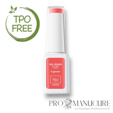Vernis semi-permanent 1944 Paris Gel Vegan, teinte Cyanne NGV220. Format 7ml, formule professionnelle sans Hema et sans TPO.