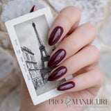 Manucure réalisée avec le vernis semi-permanent 1944 Paris Gel Vegan, teinte Camille NGV254. Formule professionnelle sans Hema, sans TPO