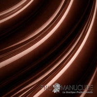 Couleur 1944 Paris Ranya NGV265. Couleur brun chocolat intense et velouté au fini crème.