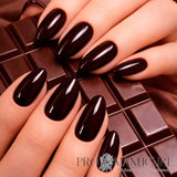 Manucure réalisée avec le vernis semi-permanent 1944 Paris Gel Vegan, teinte Sienna NGV271.