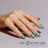 CND-Vinylux-Clash-Out-Hand