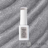 Résultat gel vegan cat eye Luna 1944 Paris argent miroir effet magnétique sur ongles naturels