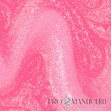 Zoom sur la texture fluide et scintillante du  rose pailleté OPI Dopa-mani