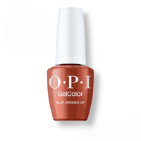 Flacon de vernis semi-permanent OPI GelColor Slip Dressed Up, teinte nude terreux, flacon 15ml formule sans TPO.