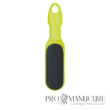Zoom râpe pieds Staleks AC-10/1 forme ergonomique surface bombée et creusée pour lissage et polissage final peau pieds