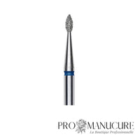 Zoom embout diamant Staleks FA40B016/4 forme drop fine base ronde et pointe effilée pour ouverture sinus péri-unguéaux étroits ongles d'enfants et manucure russe précise pédicurie