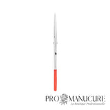 Zoom ciseaux Staleks SE-30/1 manches allongés ergonomiques affûtage manuel pour coupe précise sourcils et finition esthétique cabine