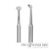 Zoom outil esthétique Staleks ZE-20/2 manche cannelé antidérapant cuillère perforée pour extraction comédons points noirs zones étendues cabine esthétique
