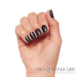 Manucure CND Shellac Dark Diamonds – noir profond aux éclats argentés