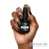 CND Shellac Dark Diamonds noir pailleté porté sur les ongles avec flacon 12,5 ml