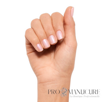 Vernis semi-permanent CND Shellac Negligee rose pâle sur ongles