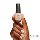 OPI Nail Lacquer Mirror, Mirror on the Awe 15 ml avec rendu nude nacré sur les ongles