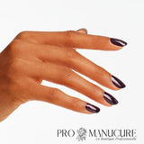 OPI-GelColor-Vernis-Semi-Permanent-black-cherry-chutney-Hand