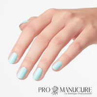 OPI-gelato-on-my-mind-Hand