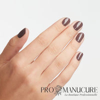 OPI-Infinite-Shine-set-in-stone-Hand