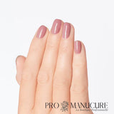 OPI-Infinite-Shine-suzi-calls-the-paparazzi-Hand