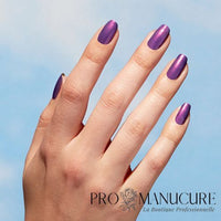Vernis-Bio-OPI-Nature-Strong-Achieve-Grapeness-Hand
