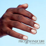Vernis-Bio-OPI-Nature-Strong-Mind-Full-Of-Glitters-Hand