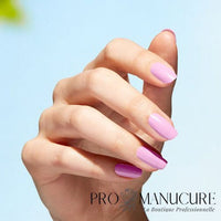 Vernis-Bio-OPI-Nature-Strong-Natural-Mauvement-Hand
