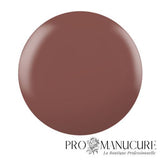 Couleur de vernis semi-permanent CND Shellac Toffee Talk, teinte marron chaud caramel crémeux, formule sans TPO.