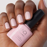 Shellac-Winter-Glow-Hand